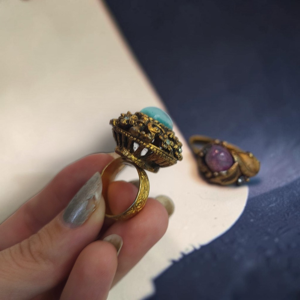 Vintage Gold Tone Cocktail Ring Set Teal, Faux Opal Sarah Coventry & Fire Flower - Picture 3 of 16